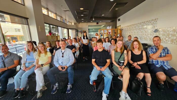 Topic: “Taxes, benefits, penalties, rights, and responsibilities of employees in Canada”