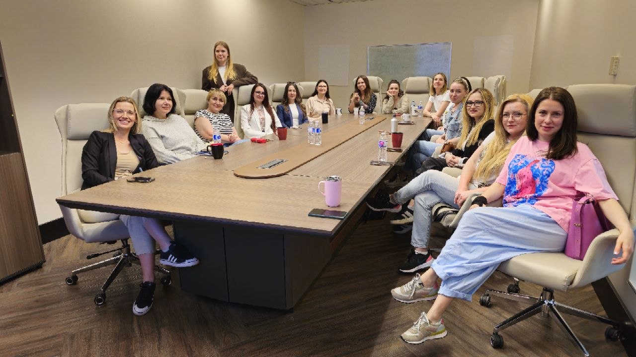 Topic: Instagram for business (without burnout) — event photo 1