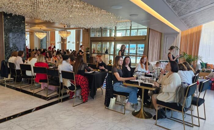 Announcement of the New Year's Business Breakfast of the Women's Club “Secret Santa” on December 20 at the Mille restaurant